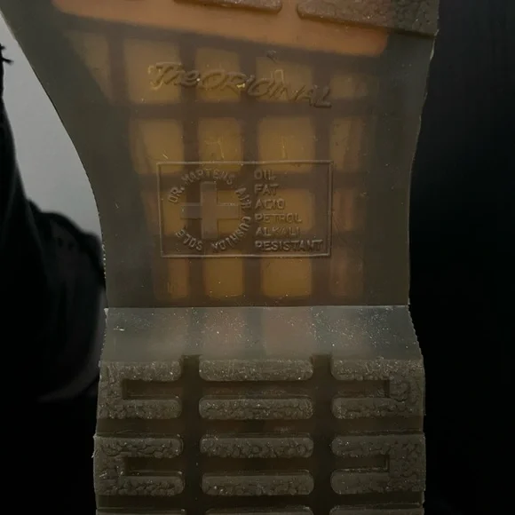 Doc Martens 1490 size US 12 - Picture 8 of 10